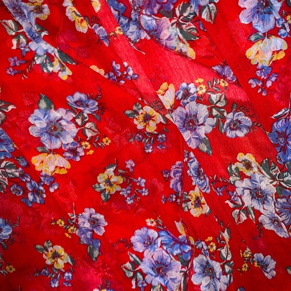 NWOT Beautiful floral button maxi kimono - Picture 8 of 10